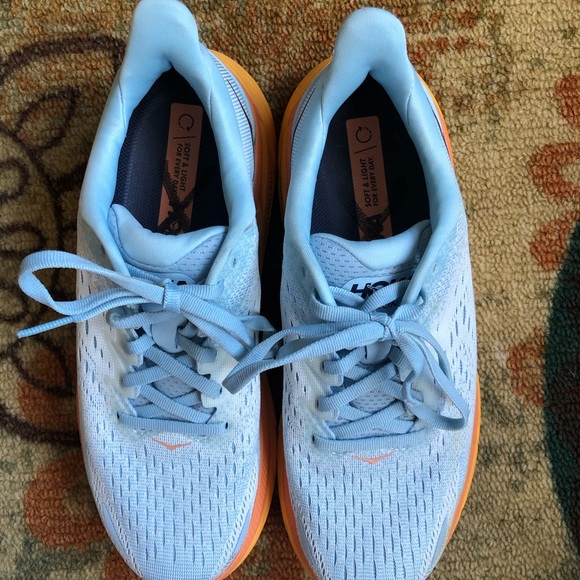 HOKA ONE Clifton 8 Shoes - Picture 6 of 7